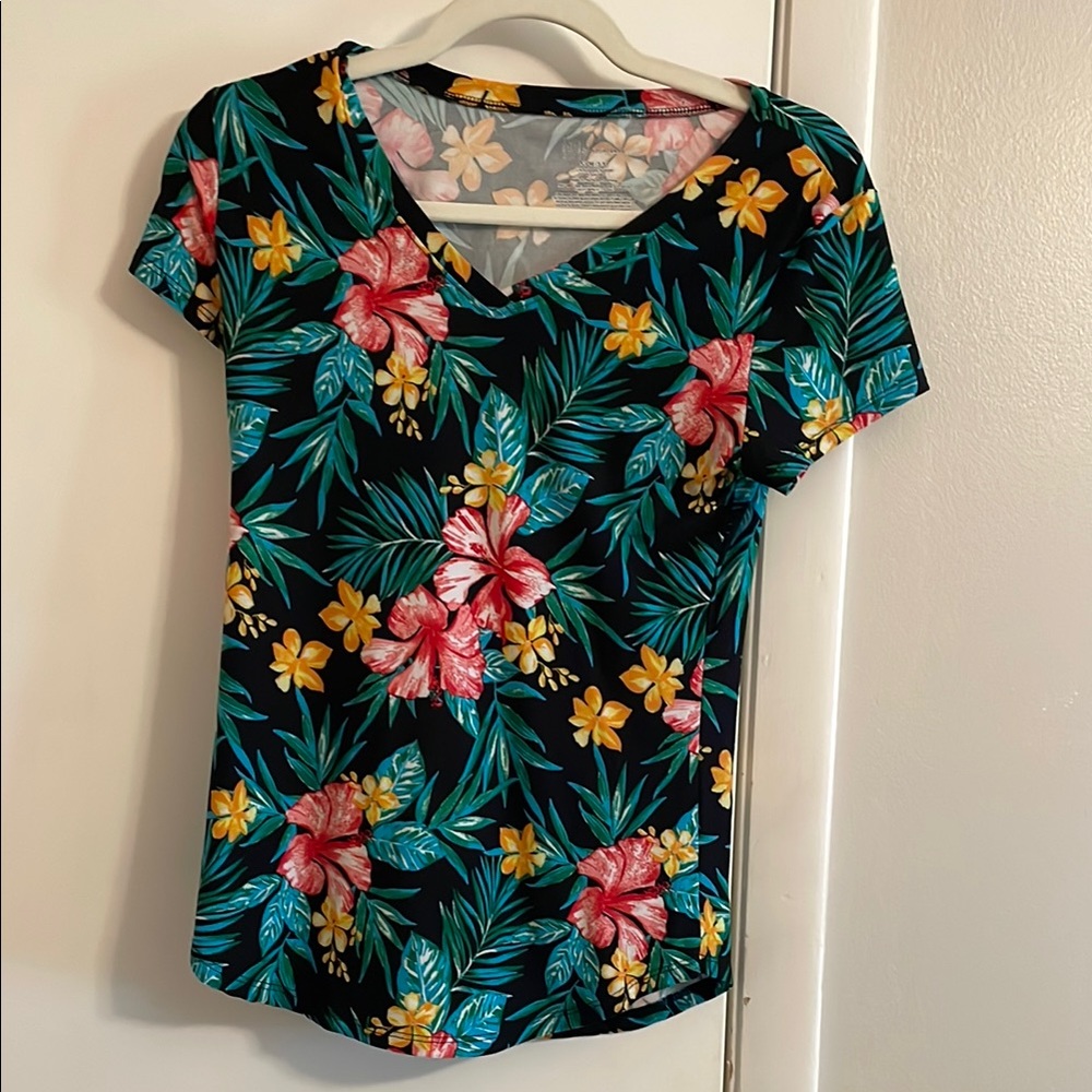 No Boundaries Fitted Tropical Floral Short Sleeve Top